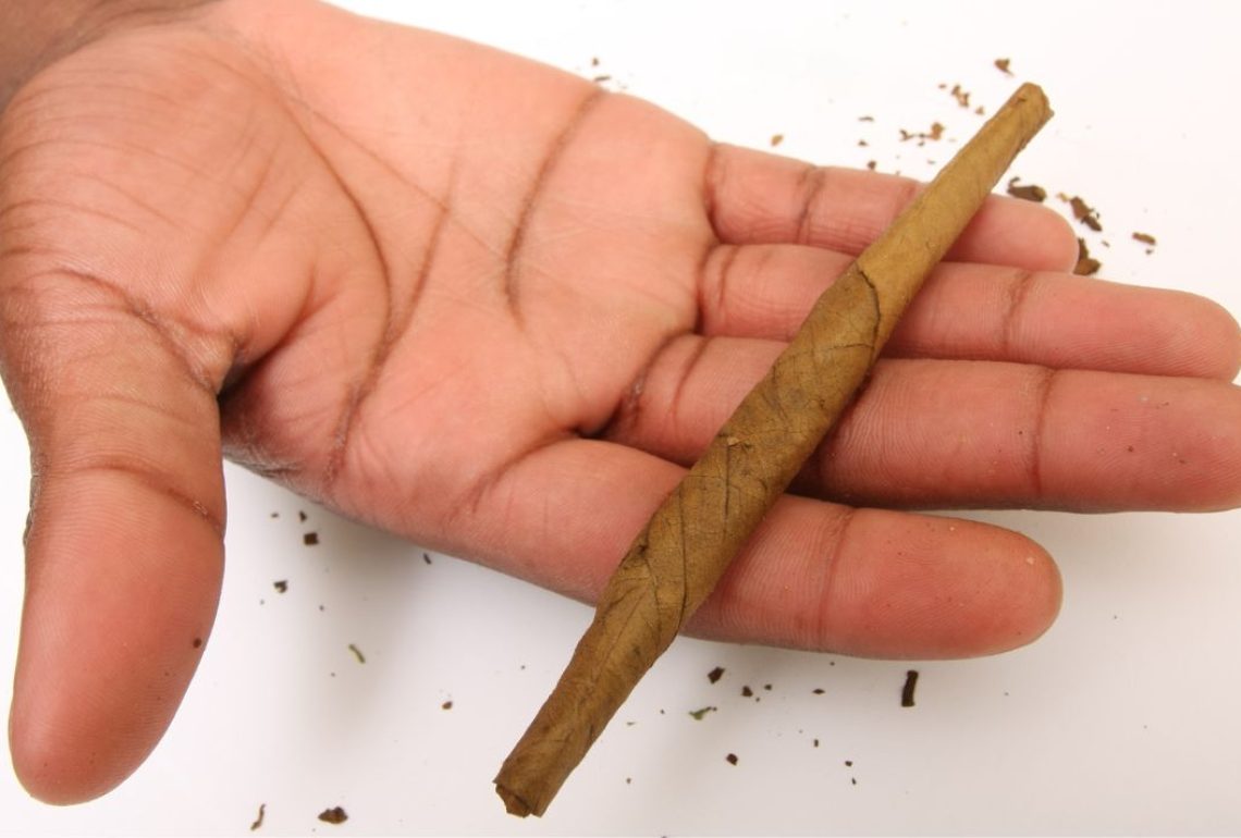 how to light a blunt
